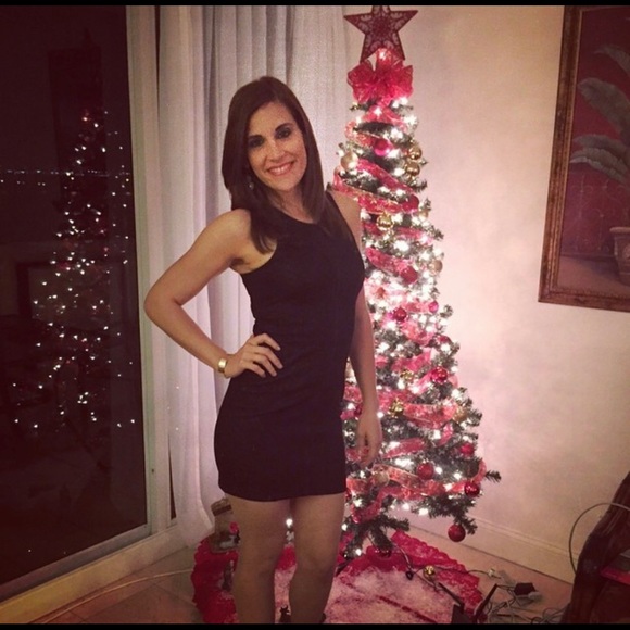 Short black cocktail dress - Picture 2 of 2